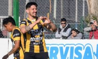 Murialdo se acordó cómo era y Olimpo se volvió “Feliz”: “Me saqué la mufa, llevaba un año sin hacer un gol”