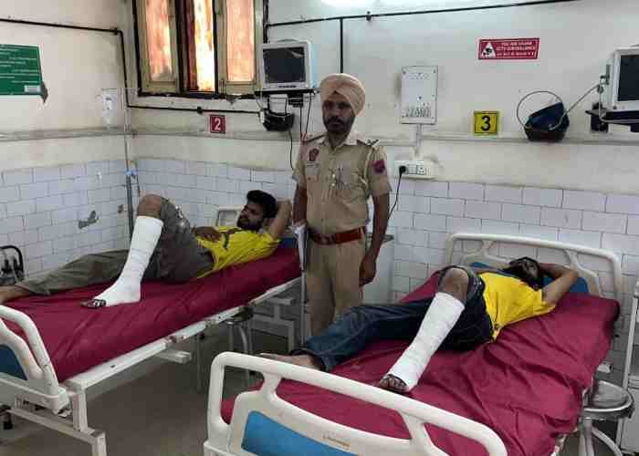 Punjab: Two Snachers injured while Trying to escape Police Naka in Derabassi