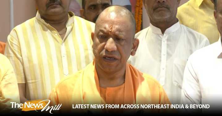 Uttar Pradesh CM Yogi Adityanath pays tribute to Mahatma Gandhi on his 156th birth anniversary