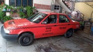 Piden apoyo para ubicar taxi que fue robado