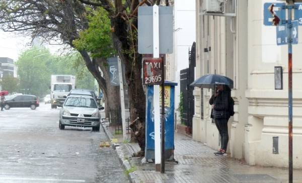 Sigue el alerta sobre Bahía: posibles granizadas y ráfagas de hasta 80 km/h