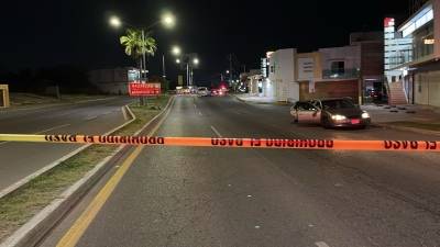Muere pasajero de camión tras quedar en…
