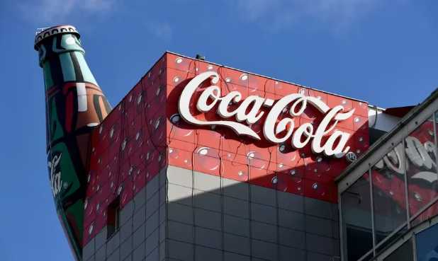 Tras acuerdo con México, Coca-Cola reducirá azúcar en sus bebidas