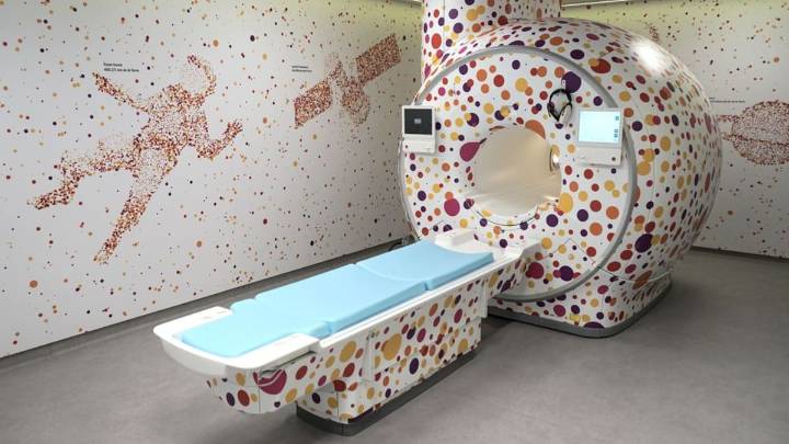 Visita. El “Garrahan catalán” ofrece terapias para enfermedades infantiles raras o complejas sin tratamiento en el país