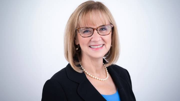 Poll: Eileen Higgins enters Miami Mayor runoff doubling support of Emilio González