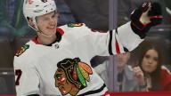 Blackhawks trade Reichel to Canucks for '27 fourth