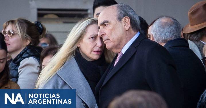 Tras el triunfo electoral, Francos gana tiempo en el Gabinete, pero suenan nombres para sucederlo