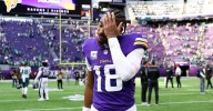 Vikings’ 28-22 Eagles Loss: Wentz Struggles, Flores D & Fixable Flaws?