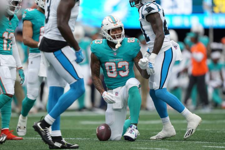 Top Dolphins-Chargers prop bets from Chris Perkins and David Furones