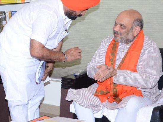BJP leader Sukhminderpal Grewal extends birthday wishes to Amit Shah [ FULL VIEW ]