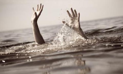 Three of Family Drown in Sea in Sindhudurg During Picnic; Four Missing