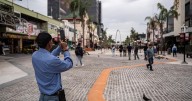 Disfrutan tijuanenses reapertura de la Avenida Revolución