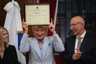 "En ninguna ciudad recibí algo como esto". Rod Stewart fue declarado Huésped de Honor por la Legislatura porteña