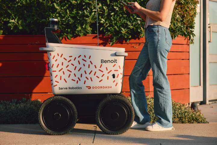 DoorDash to use Serve Robotics' sidewalk robots for deliveries in Los Angeles