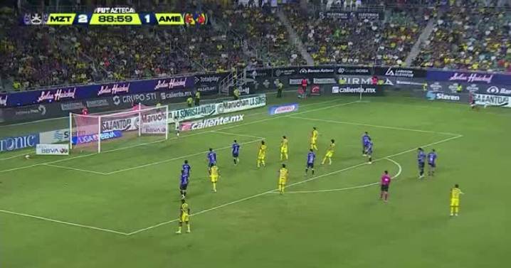 ¡GOLAZO del América! Brian Rodríguez la cuelga en el ángulo y empata el partido vs Mazatlán (VIDEO)