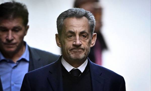 Nicolas Sarkozy ingresó a prisión para cumplir una condena de 5 años