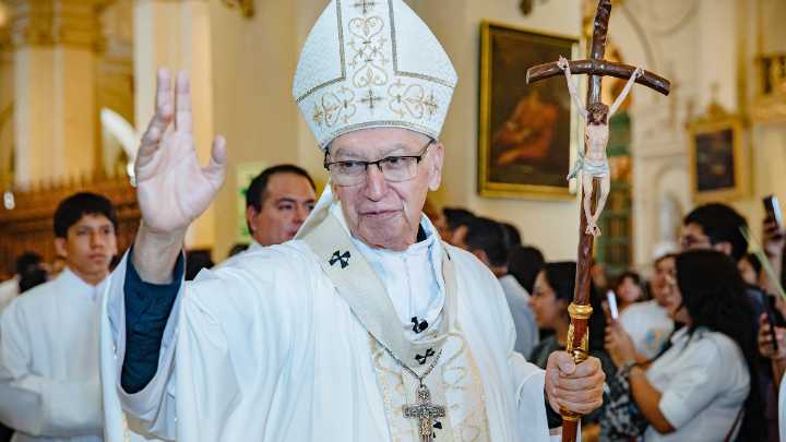 El cardenal Carlos Castillo sufrió una descompensación en evento en Iquitos (VIDEO)