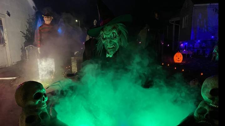 Peckville's Halloween House offers free spooky fun for families this week
