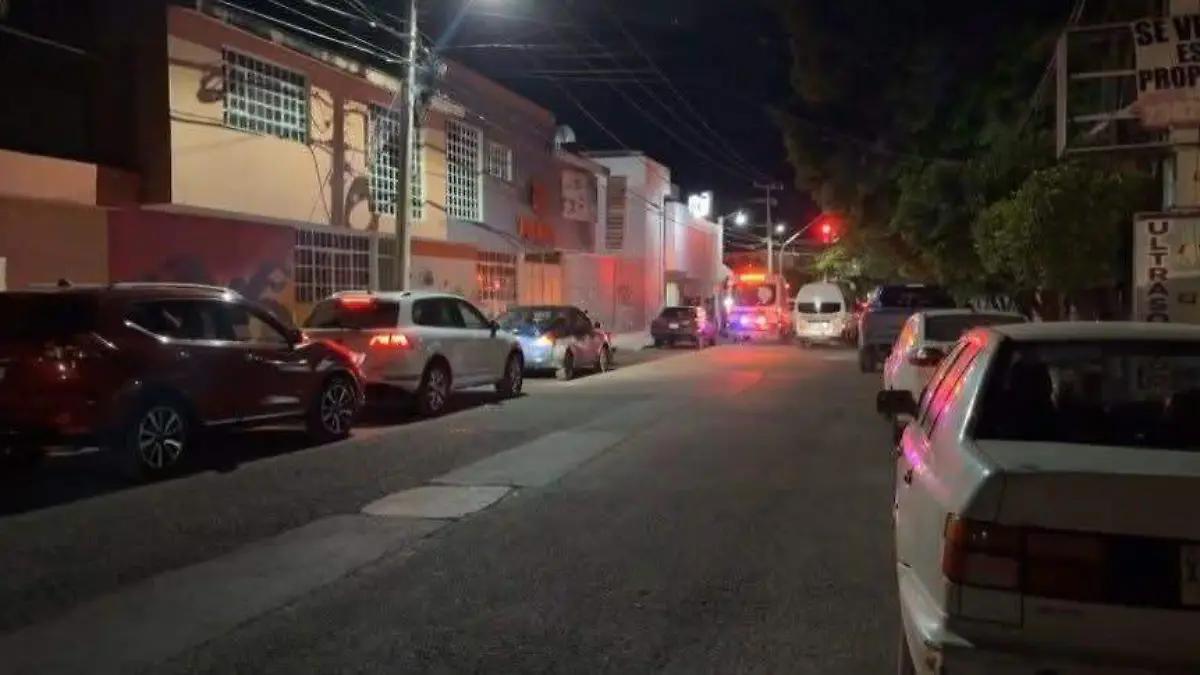 Discuten, luego disparan y una bala mata a un menor de edad en Chapulco