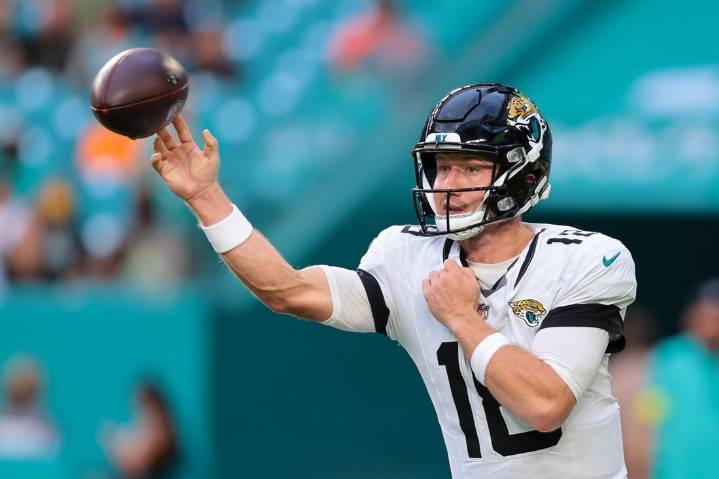 Deadspin | Vikings sign QB John Wolford with Carson Wentz out