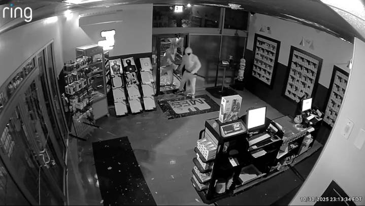 2 semi-automatic rifles stolen from Mass Firearms School