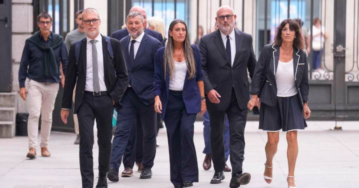 Junts votará a favor del decreto de embargo de armas, pero su aprobación sigue en el aire