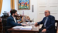 Boric y Chomali abordaron temas de relevancia nacional y profundizaron sobre la visita del Presidente al Vaticano en La Moneda