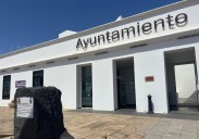 Tías da ayudas económicas a los estudiantes