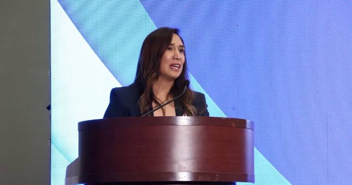 Digitaliza gobierno 50 trámites; pretende llegar a 719 en 2027