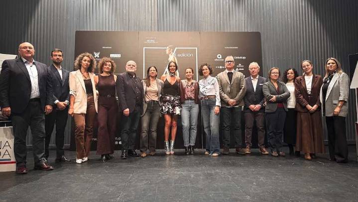 Una pasarela al aire libre, entre las actividades de la X edición de la AB Fashion