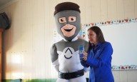 Lleva JMAS Chihuahua “Los Aguardianes” a más de 400 estudiantes de la escuela primaria Sor Juana Inés de la Cruz