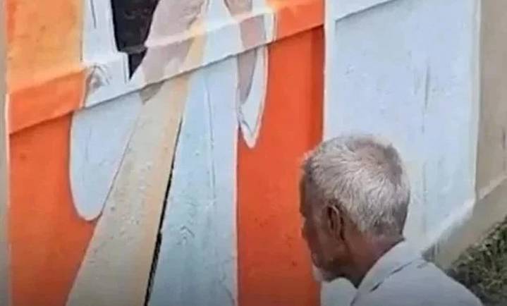 Assam: Artist Imam Ali Paints Heartfelt Mural of Zubeen Garg in Guwahati’s Rajdhani Masjid Area