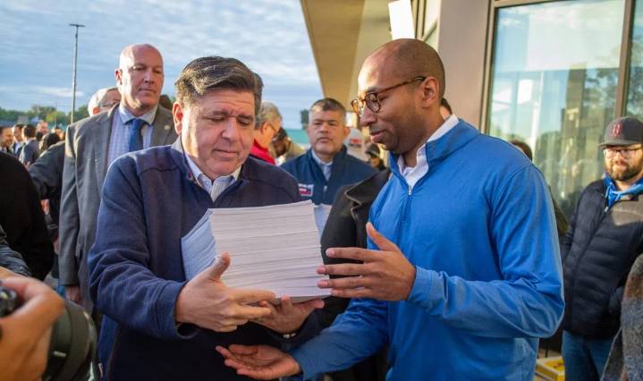 Crowded Dem primaries, GOP field for governor take shape as candidates file for office