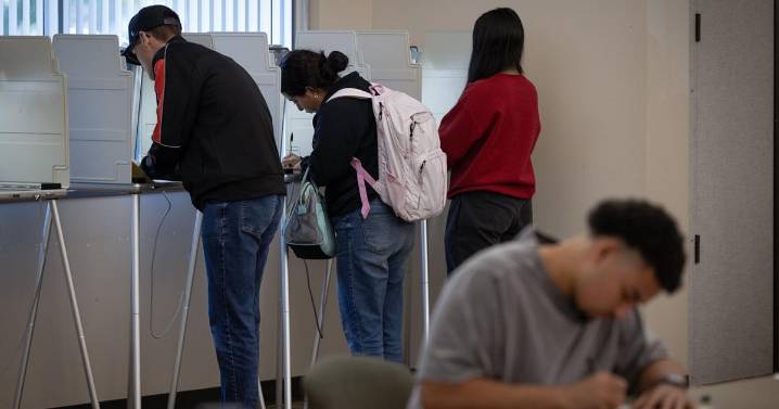 Santa Barbara Greens say 'NO on Prop 50'