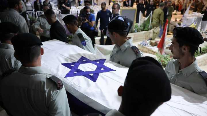 Israel le exige a Hamas que devuelva los cuerpos de los rehenes