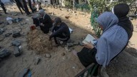 Familias de rehenes en Gaza piden no avanzar en la tregua si Hamás no devuelve sus cuerpos