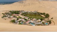 El país de América del Sur con el oasis más famoso: dunas enorme y una laguna gigante a 100 metros de altura