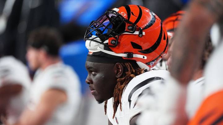 Bengals need to find their way on offense without Burrow after being dominated again