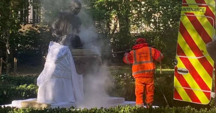 Indian diplomats condemn vandalism of Gandhi statue