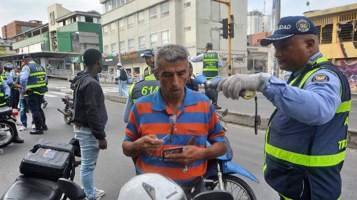Motociclistas ya no tendrán dolor de cabeza por multa común: el MinTransporte se refirió a estos comparendos