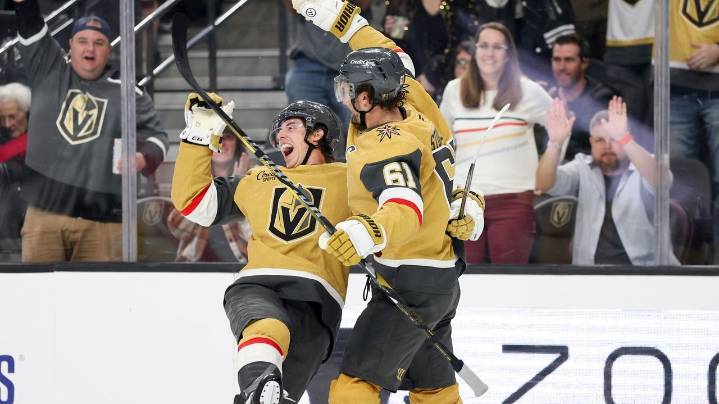 Mark Stone injured in Golden Knights' win over Flames