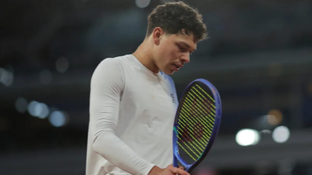 Shelton loses in Shanghai Masters opener, misses chance to push ATP Tour Final claim