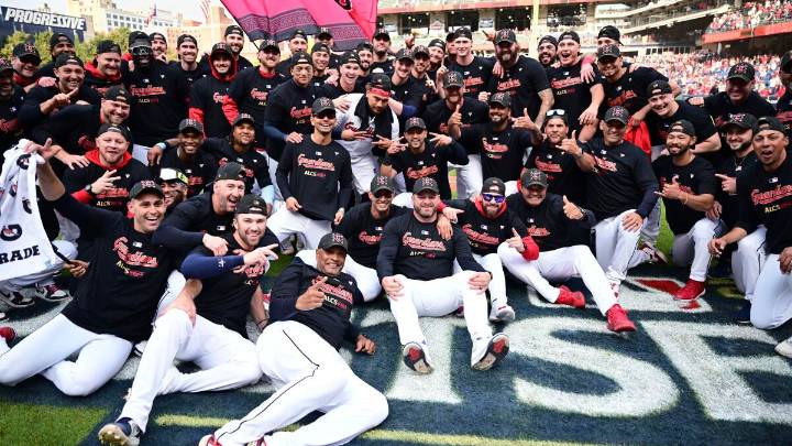 Tigres de Detroit vencen a Seattle y fuerzan el quinto juego en la Serie...
