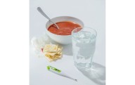 ¿Debemos 'alimentar un resfriado y matar de hambre una fiebre'?