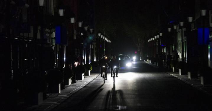 La CNMC aprueba cambios urgentes en el sistema eléctrico para prevenir nuevos apagones