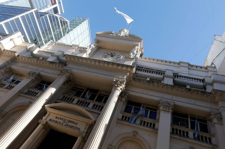 Argentina y Estados Unidos firmaron un swap por USD 20.000 millones