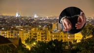 Unos vecinos de un municipio de Barcelona salen a defender las calles por la noche: "Estamos hartos de la delincuencia"