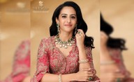 NBK's Daughter Tejeswini Shines In Siddhartha Jewellers