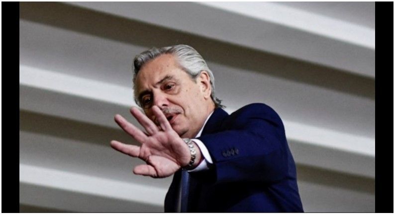 “Querida Argentina, lamento que su presidente sea un idiota”: el posteo de Alberto Fernández contra Milei