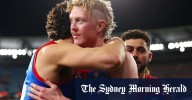 AFL trade period: Melbourne Demons star Clayton Oliver steps towards the GWS Giants; Carlton Blues and Sydney Swans at a stalemate over Charlie Curnow
